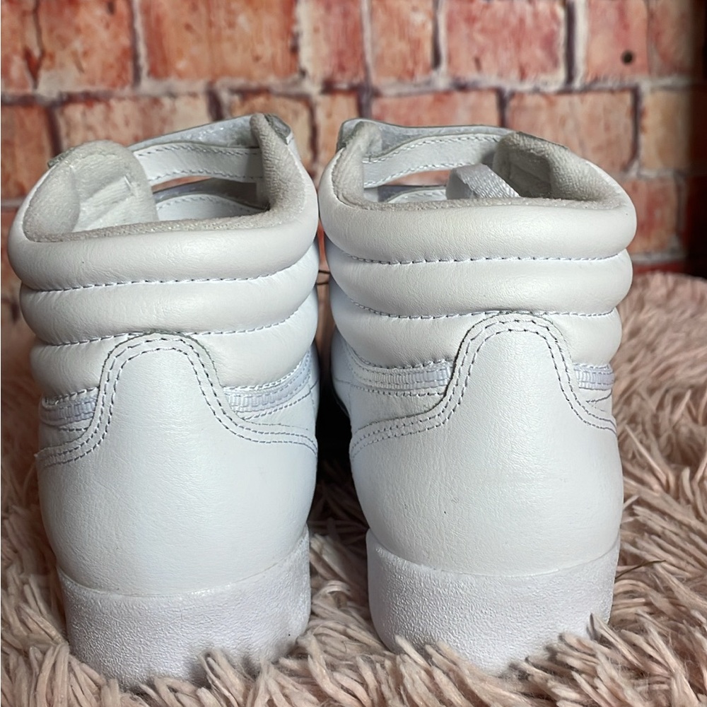 Reebok Classic White High-Tops - Picture 4 of 6